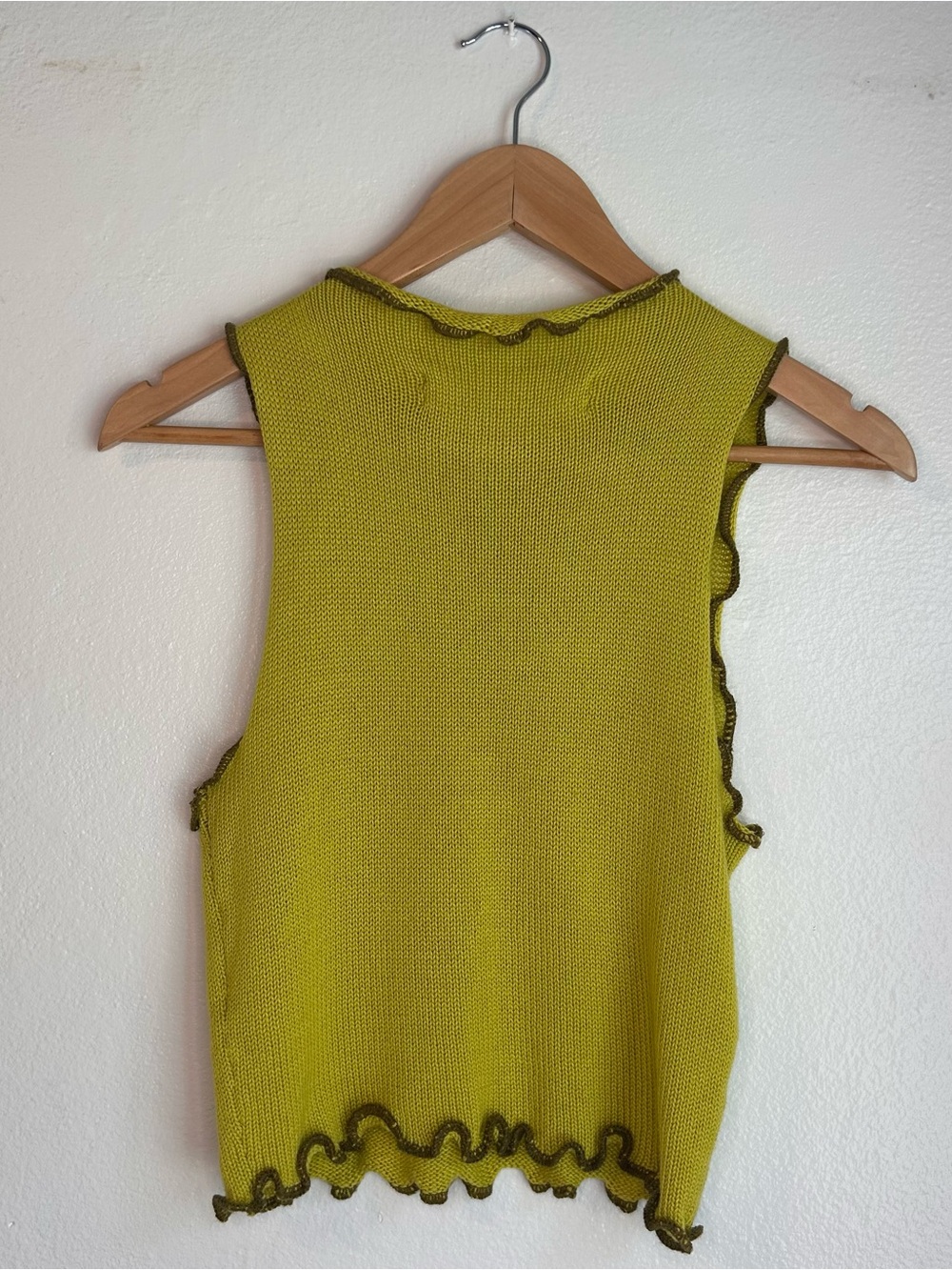 Silence + Noise Sleeveless Knit Tank with Lettuce Edge - Lime Green Size Small - Picture 5 of 7